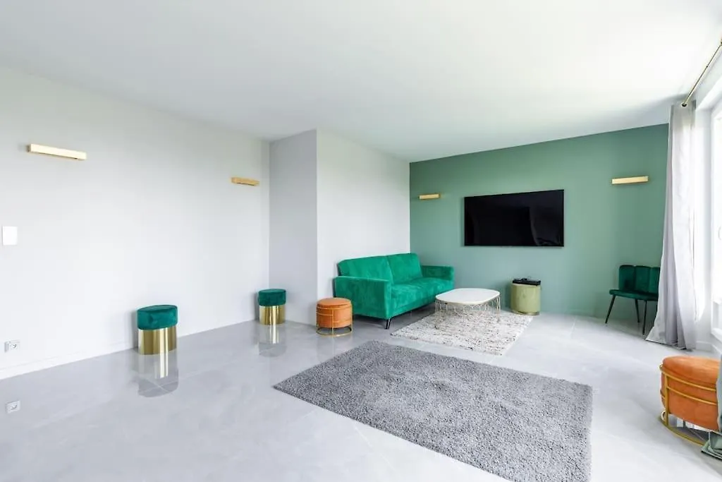 Magnifique Appartement Avec Vue Sur La Tour Eiffel Bagneux  0*, Bagneux (Hauts-de-Seine)